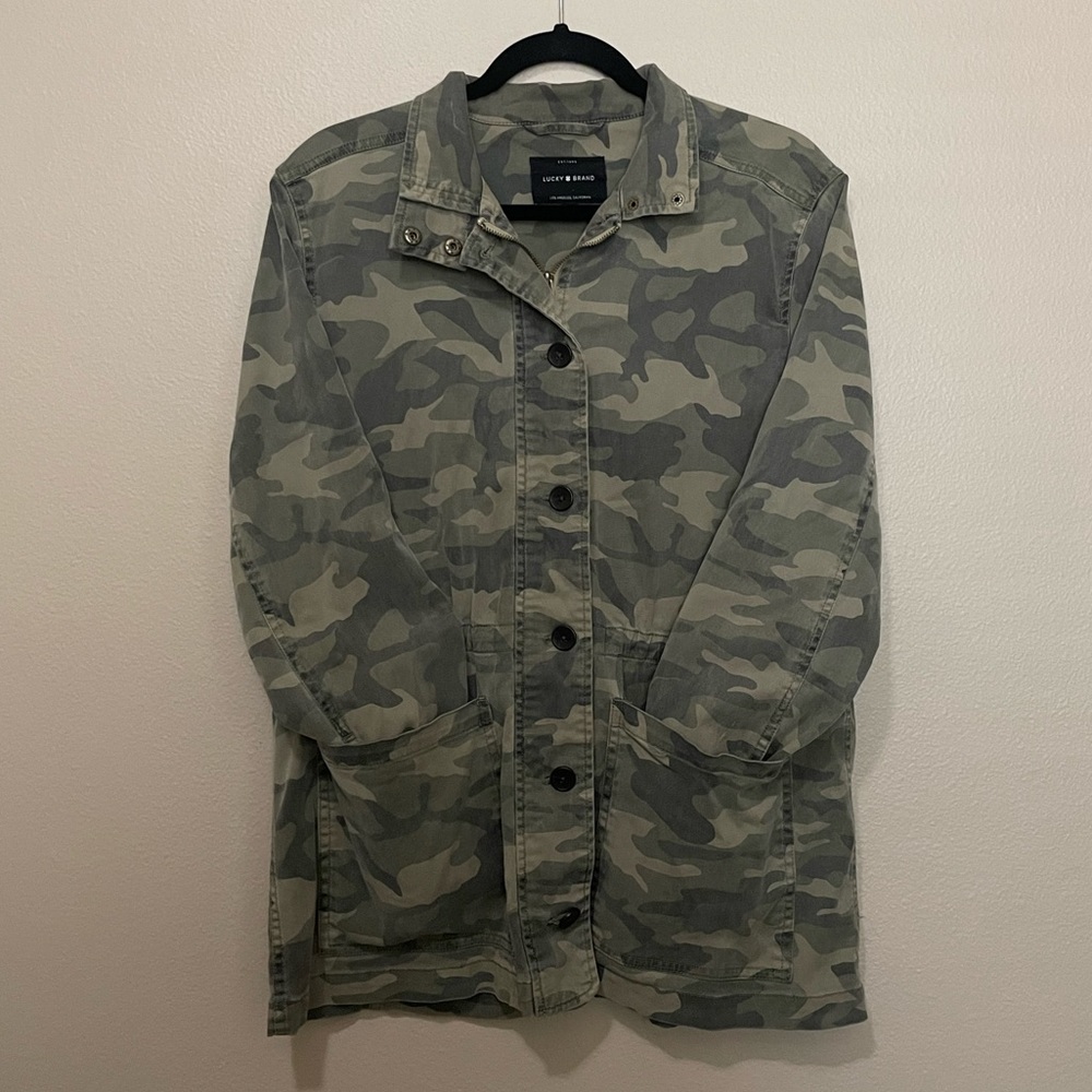 ✨LUCKY BRAND✨ Camo Jacket